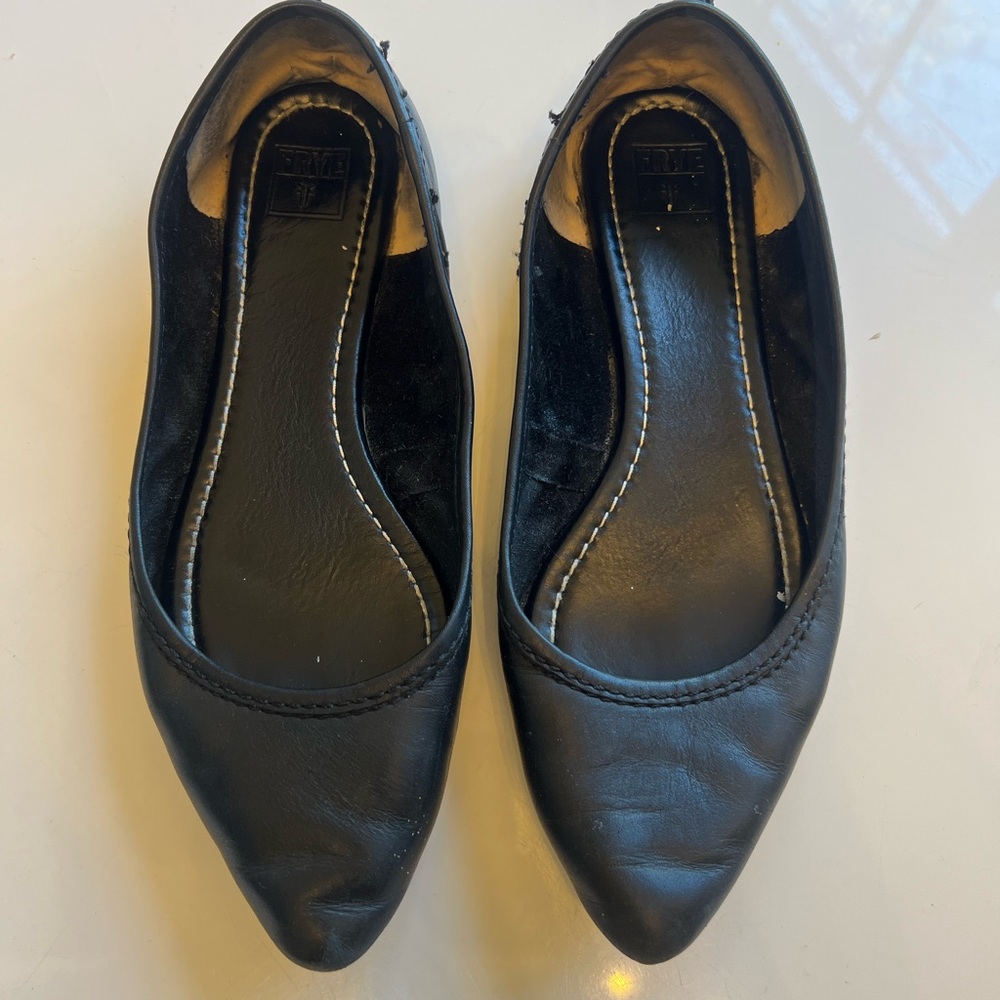Frye black pointed toe flats 9